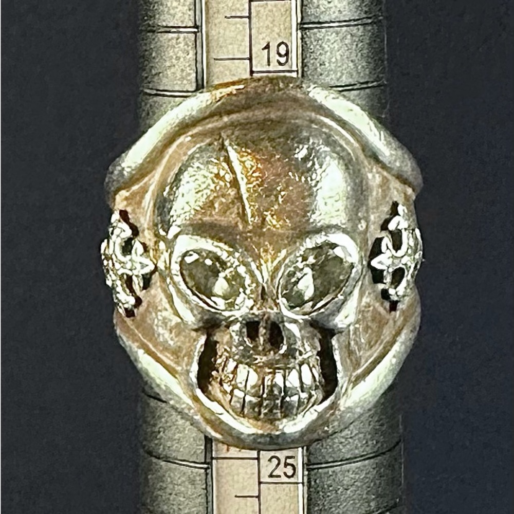Loree Rodkin Sterling Silver Quartz Skull Ring.